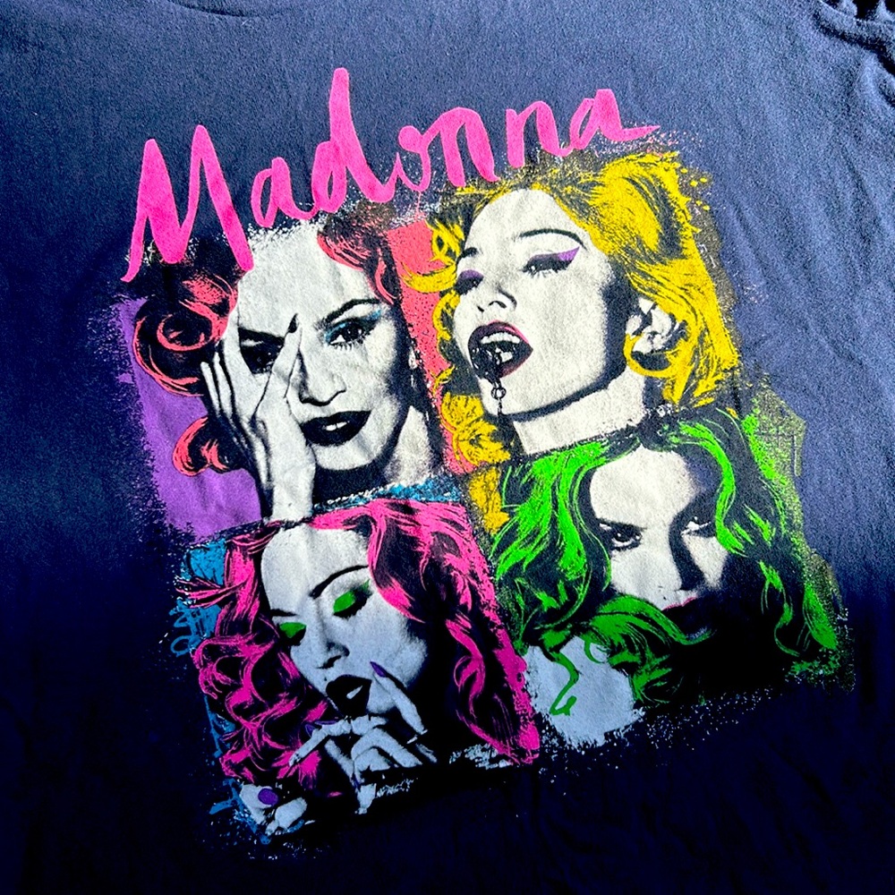 Madonna Rebel Heart concert tour t-shirt